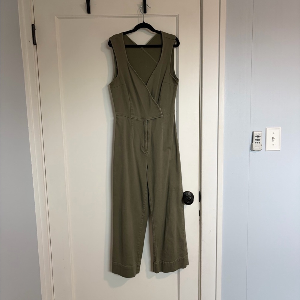 Dynamite Khaki Sleeveless Jumpsuit